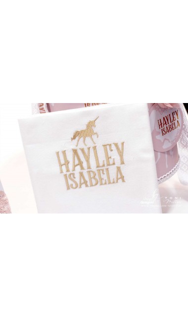 Trusou de botez roz pudra cu broderie personalizata gold si unicorni Unicorn Valley 3